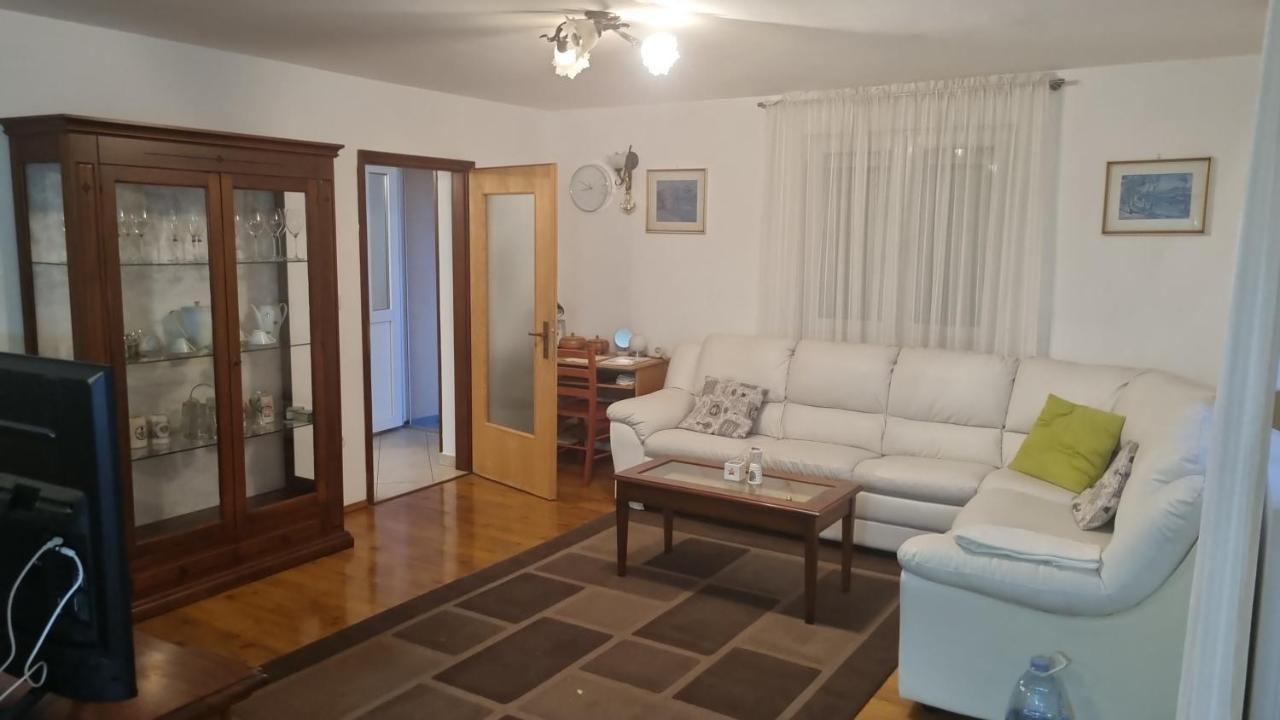 Miro Apartamento Omišalj